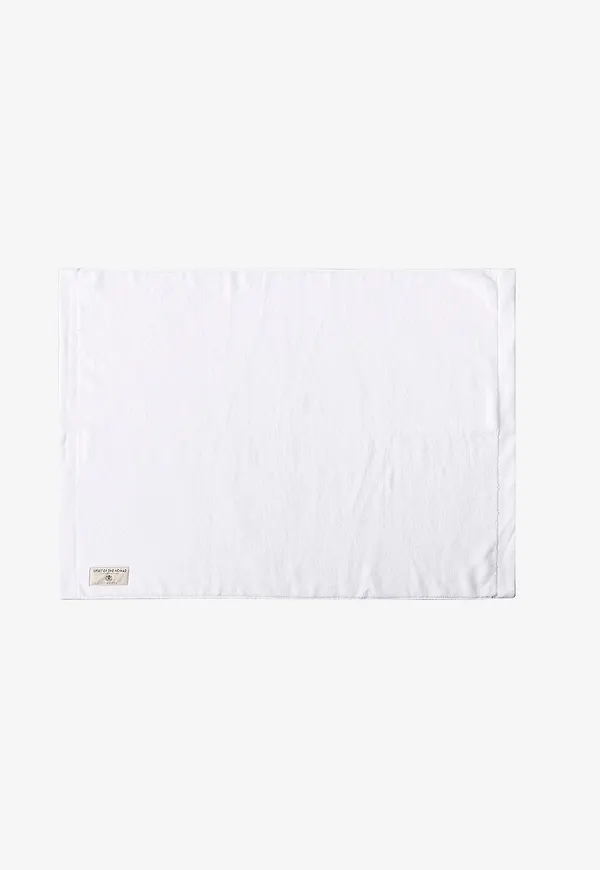 Jättefin badmatta 2025 från Spirit of the Nomad.