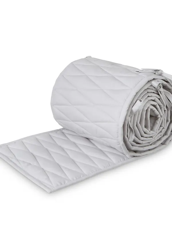 Riktigt fin Säng som passar bra vid många olika tillfällen.