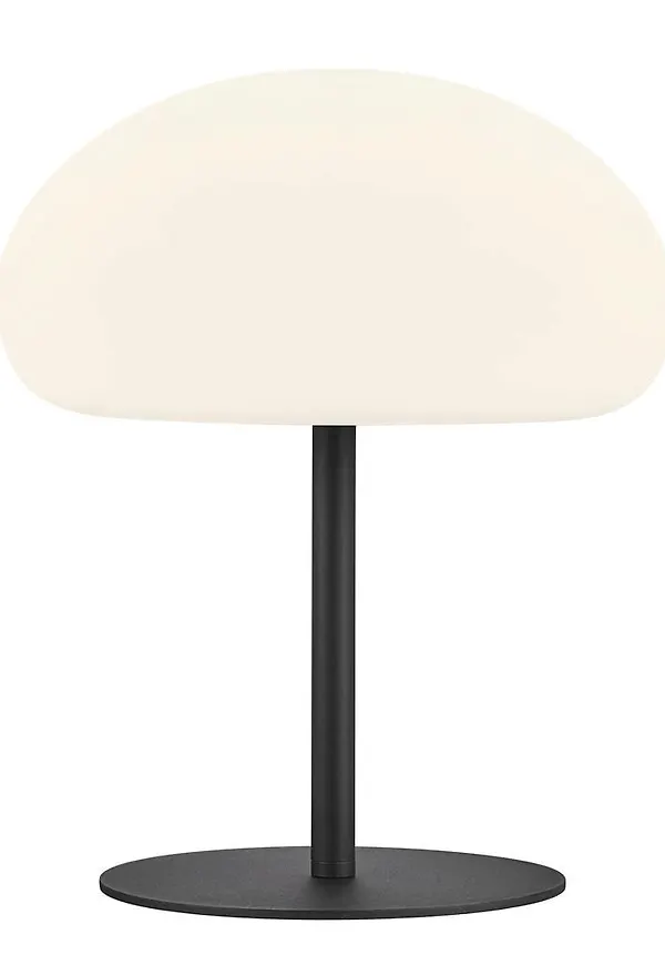 Supersnygg Lampa som passar bra vid många olika tillfällen.