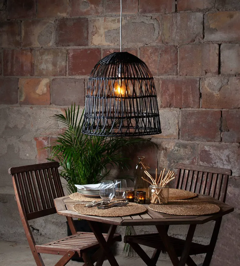 Fantastiskt fin Lampa som passar bra vid många olika tillfällen.