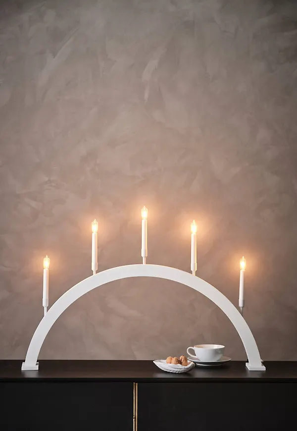 Vit Star Trading lampa som passar perfekt till sommaren 2025!