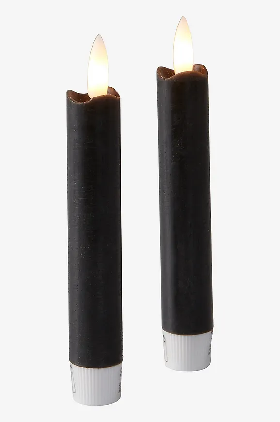 Otroligt snygg Lampa som passar bra vid många olika tillfällen.