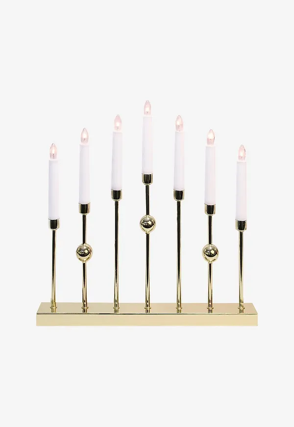 Riktigt trendig lampa 2026 från Star Trading.