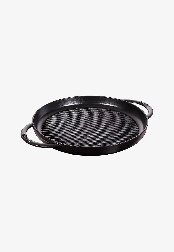 Supersnygg stekpanna i svart från Staub.