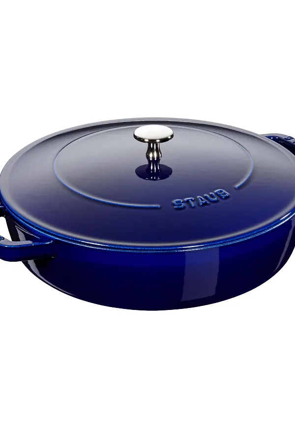 Blå Staub-traktörpanna i vacker modell.
