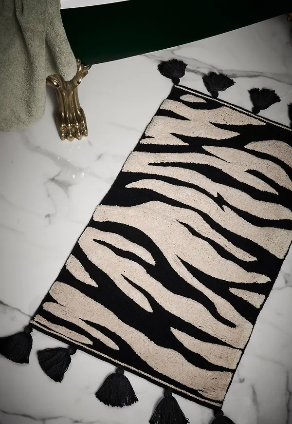 Elegant badrumsmatta 2025 från Staycation.