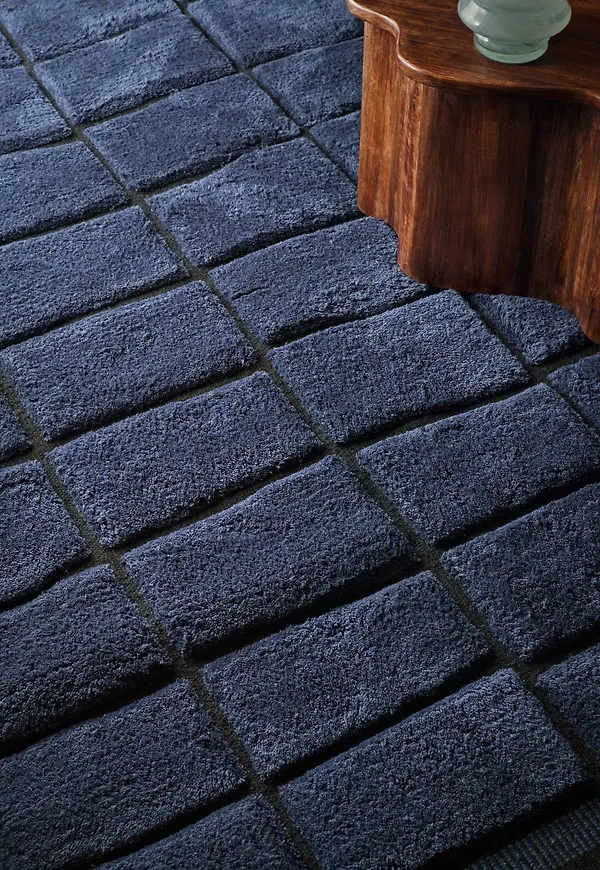 Moderiktig blå matta i bomull från Staycation.