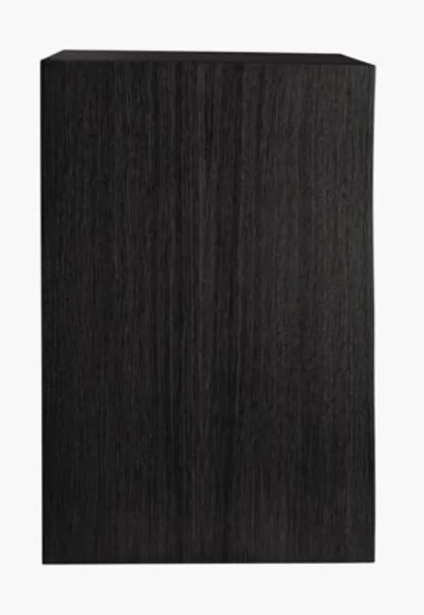 Fantastiskt fin småbord 2025 från Forms & Objects.