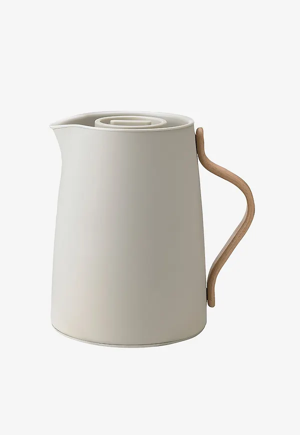 Beige Stelton-tekanna i klassisk modell.