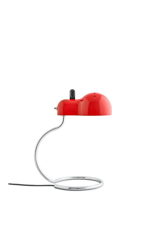 Superfin svart lampa 2026 från Stilnovo.