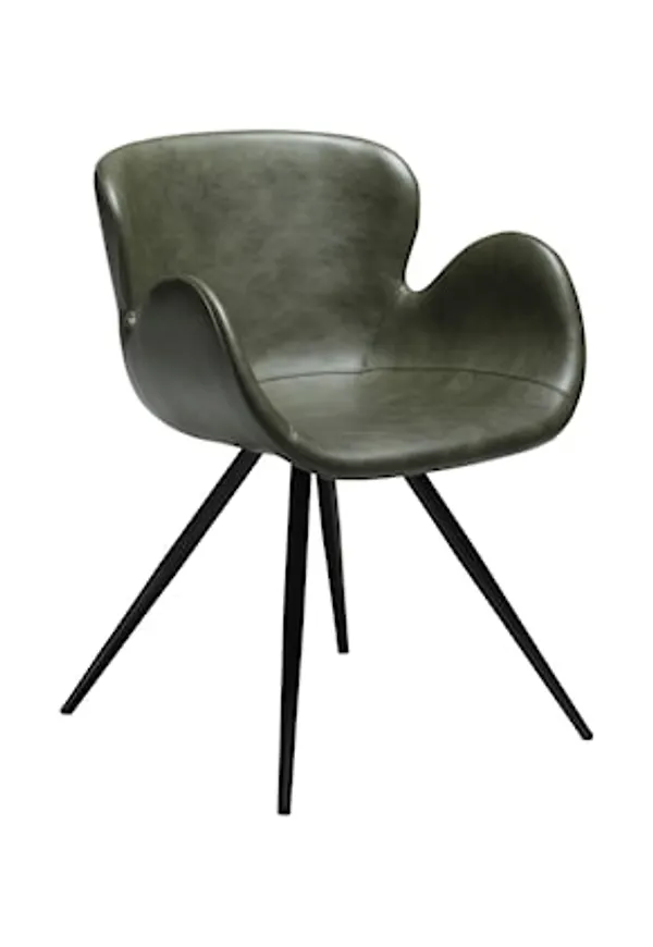 Dan Form Denmark stol som passar perfekt till våren 2025!