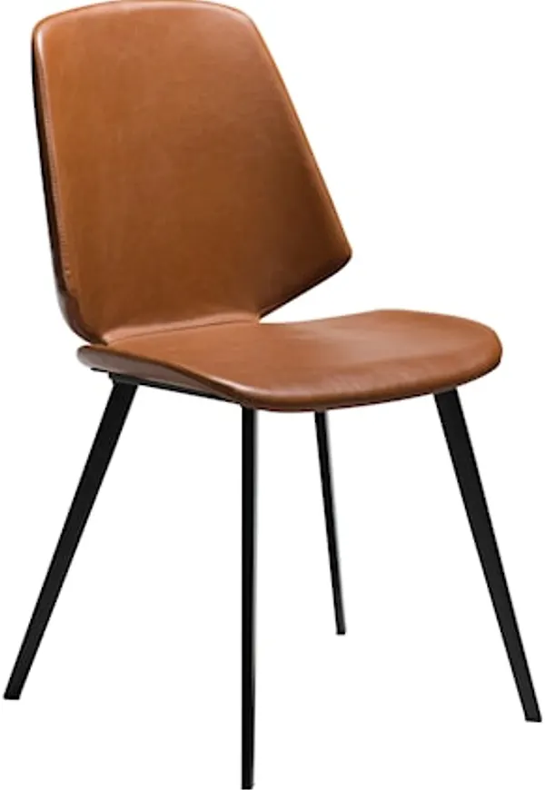 Dan Form Denmark stol som passar perfekt till våren 2025!