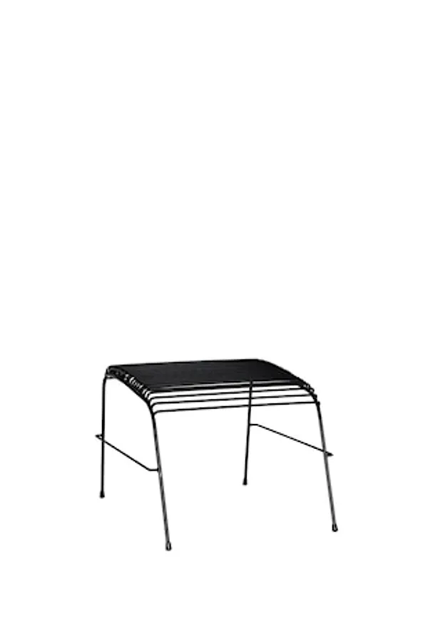 Vacker svart utemöbel 2025 från Hübsch.