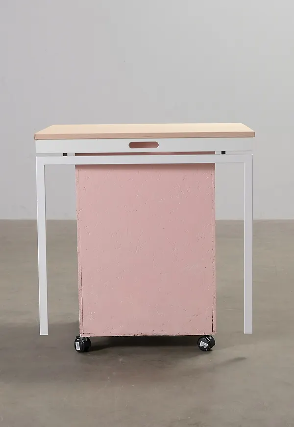 Modern klaffbord 2024 från String.