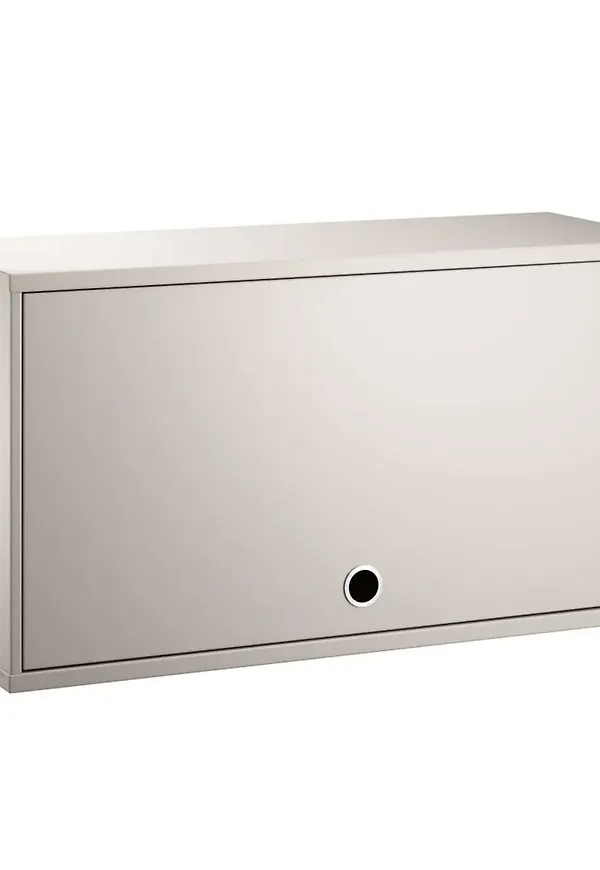 Härlig ekbord 2024 från String Furniture.