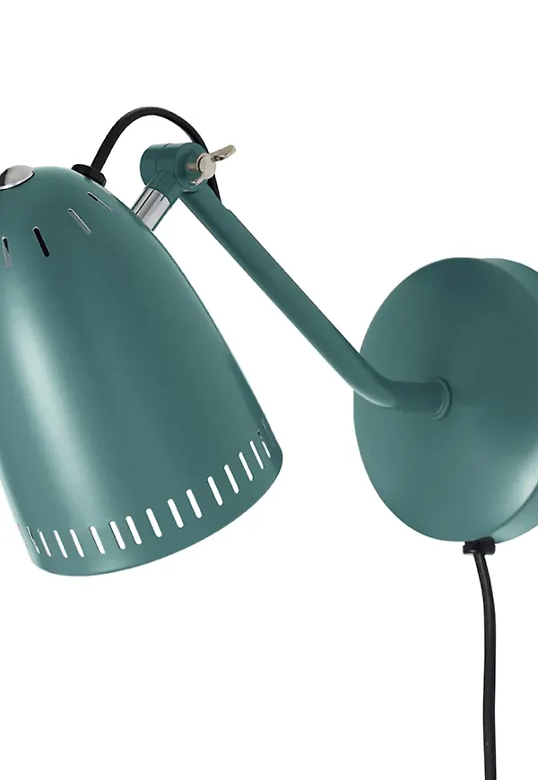 Skön vägglampa 2025 från Superliving.