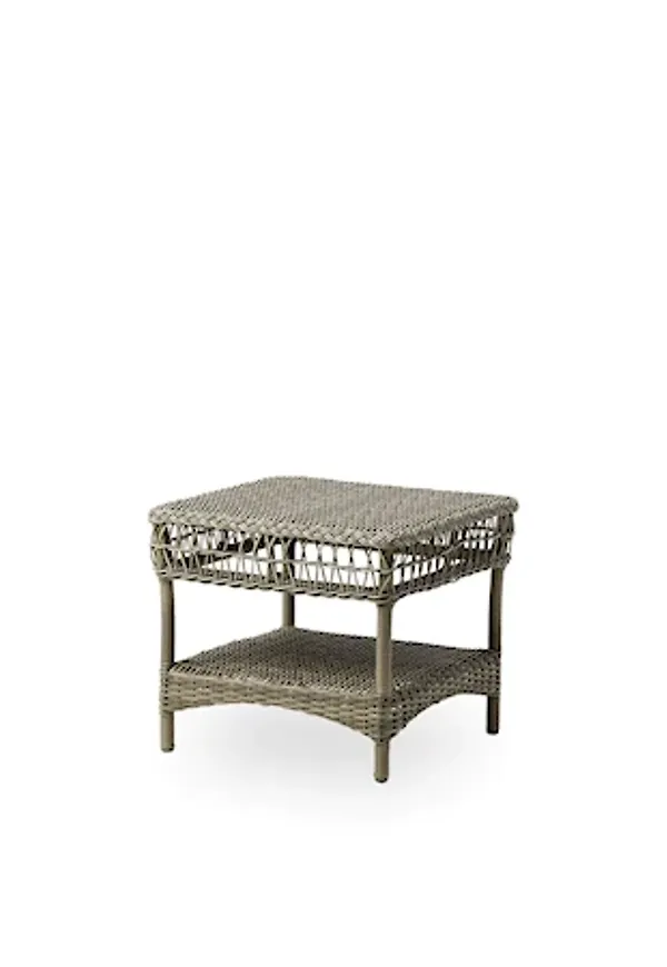 Snygg bord i grå färg gjord i aluminium.