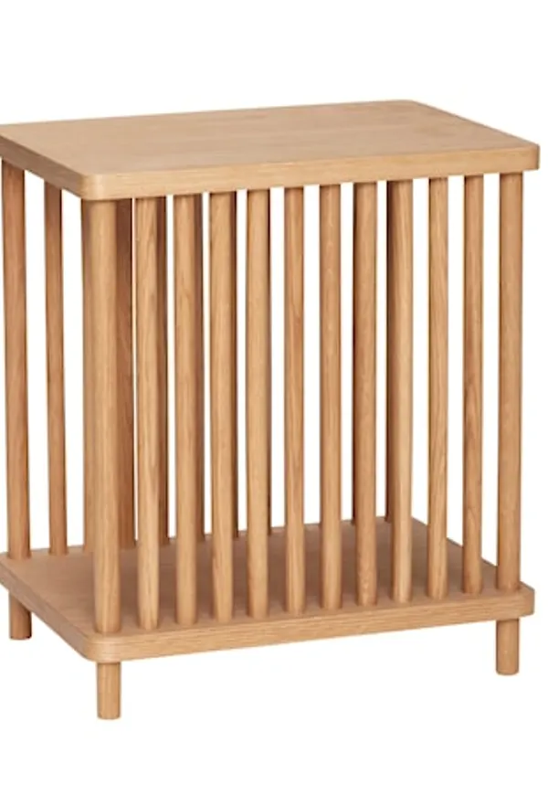 Riktigt fin bord 2025 från Hübsch.