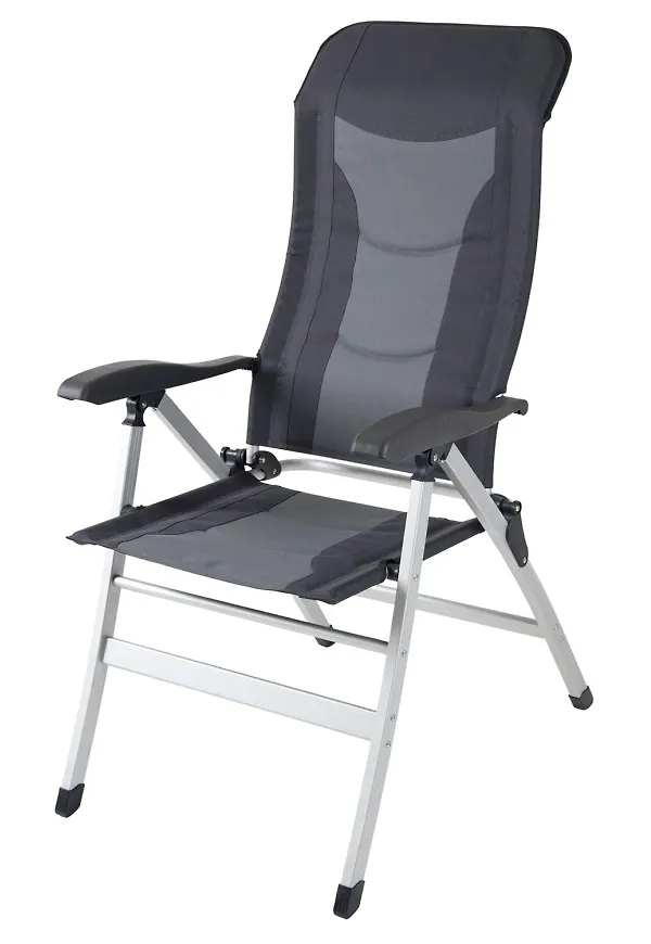 Komfortabel Stol som passar bra vid många olika tillfällen.