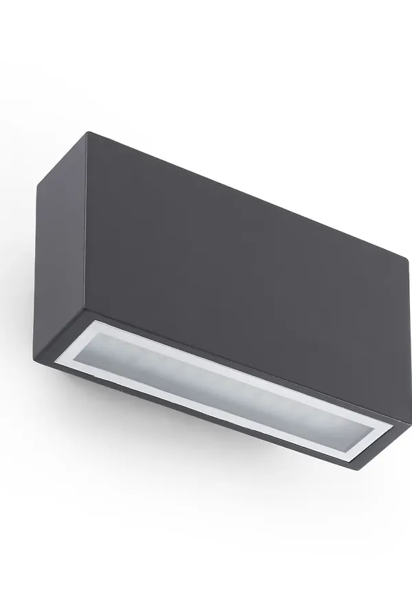 Ikonisk fasadlampa i aluminium från Faro Barcelona.