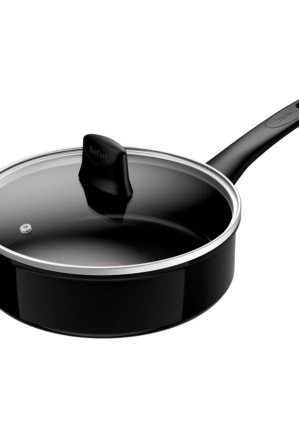 Riktigt snygg traktörpanna i svart från Tefal.