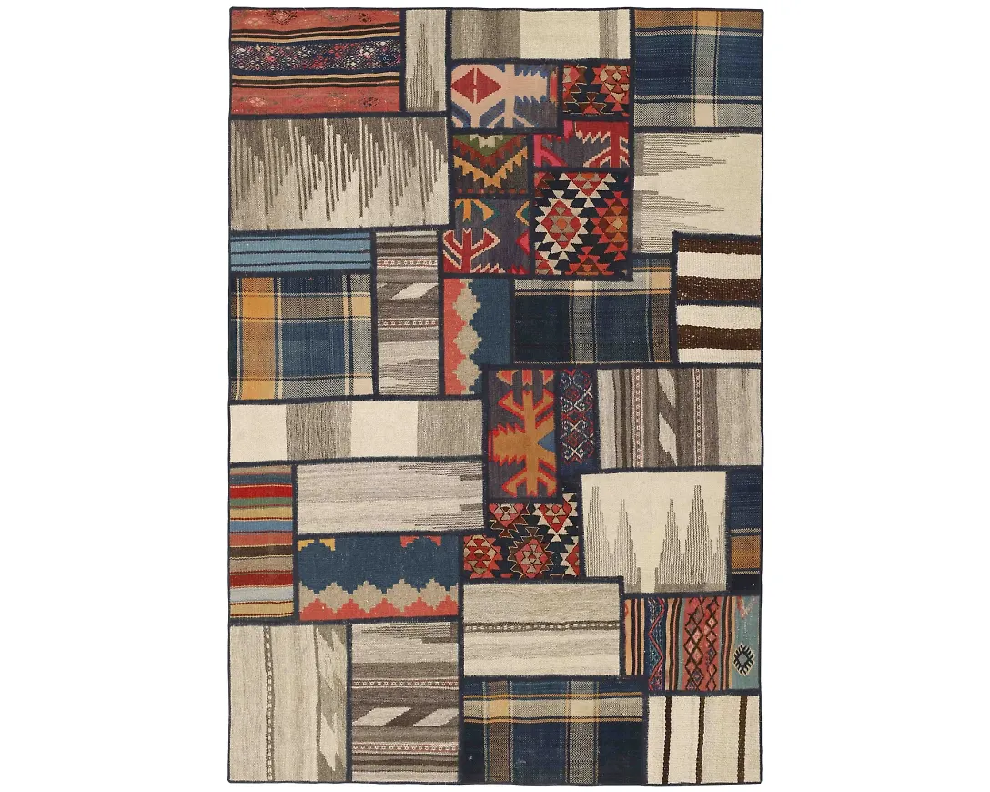 Flerfärgad ullmatta som passar perfekt till våren 2025!