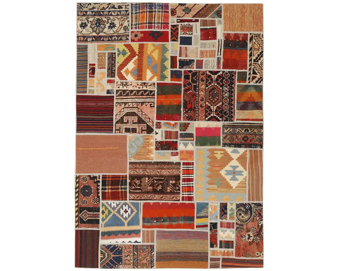 Otroligt snygg Matta som passar bra vid många olika tillfällen.