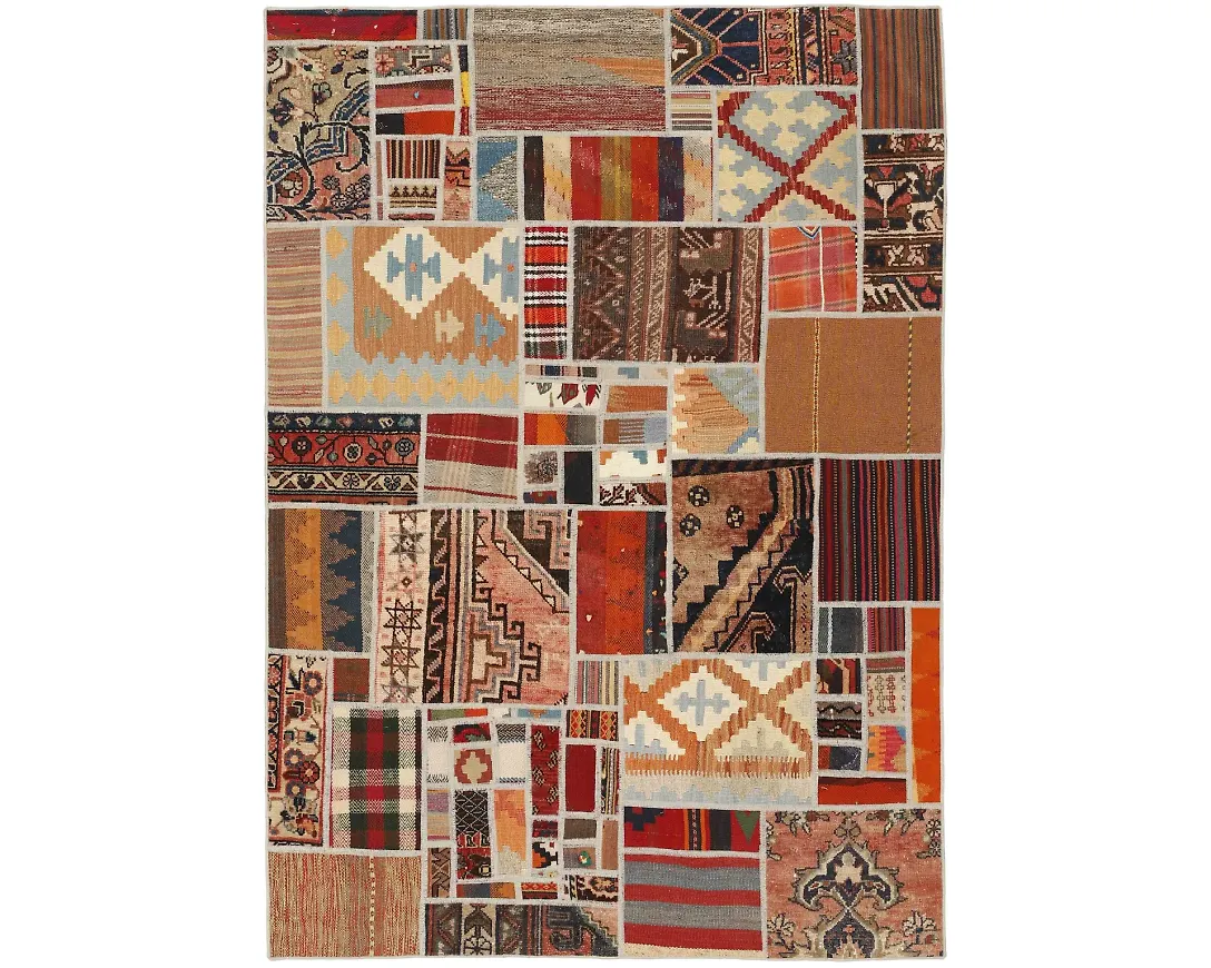 Flerfärgad ullmatta som passar perfekt till våren 2025!