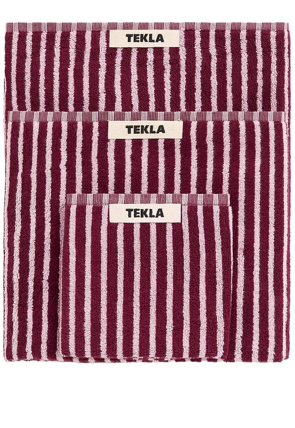 Härlig handduk 2026 från Tekla.