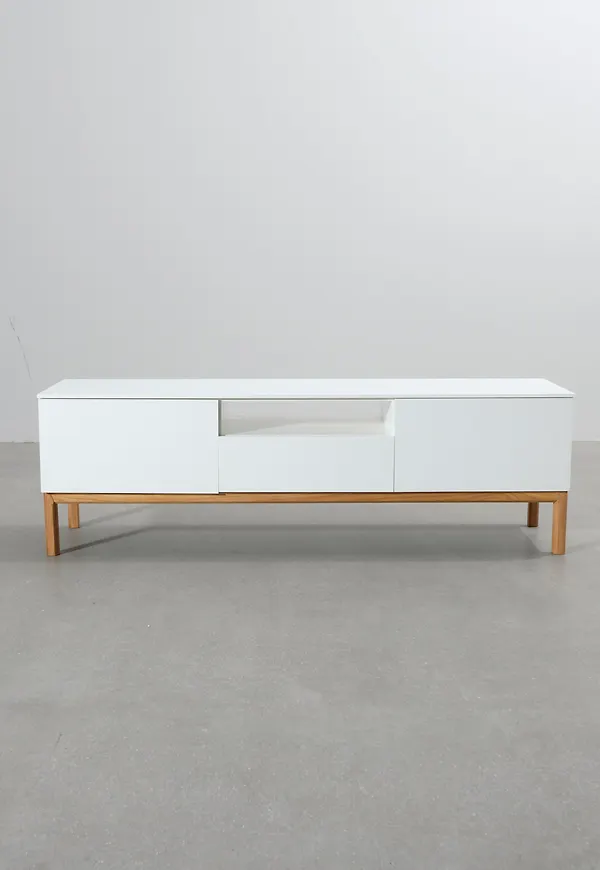 Cool bänk i vitt från Tenzo.