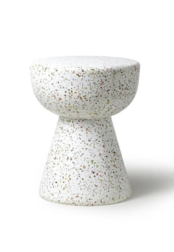 Elegant sidobord i vitt från HKliving.