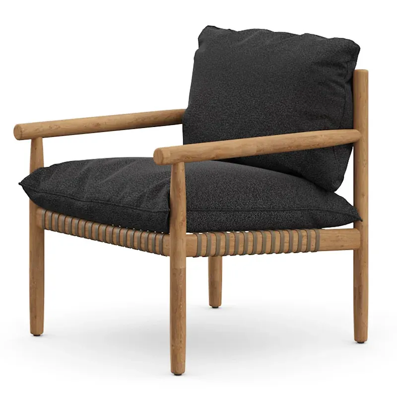 Fin fåtölj i teak från Dedon.