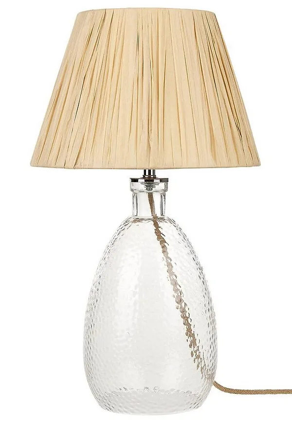 Jättefin Lampa som passar bra vid många olika tillfällen.