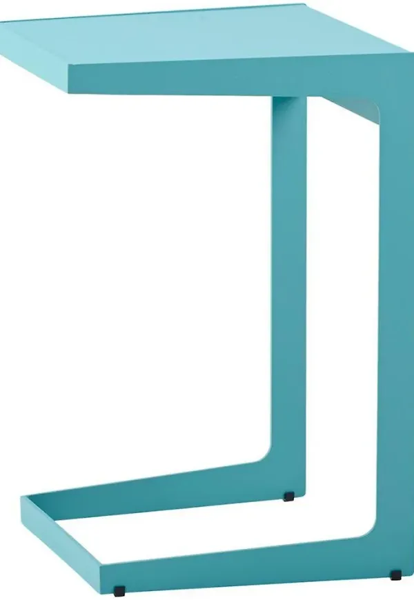Otroligt fin sidbord 2026 från Cane-Line.