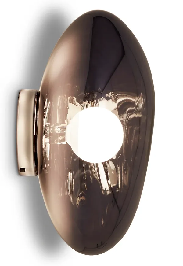 Söt taklampa 2025 från Tom Dixon.