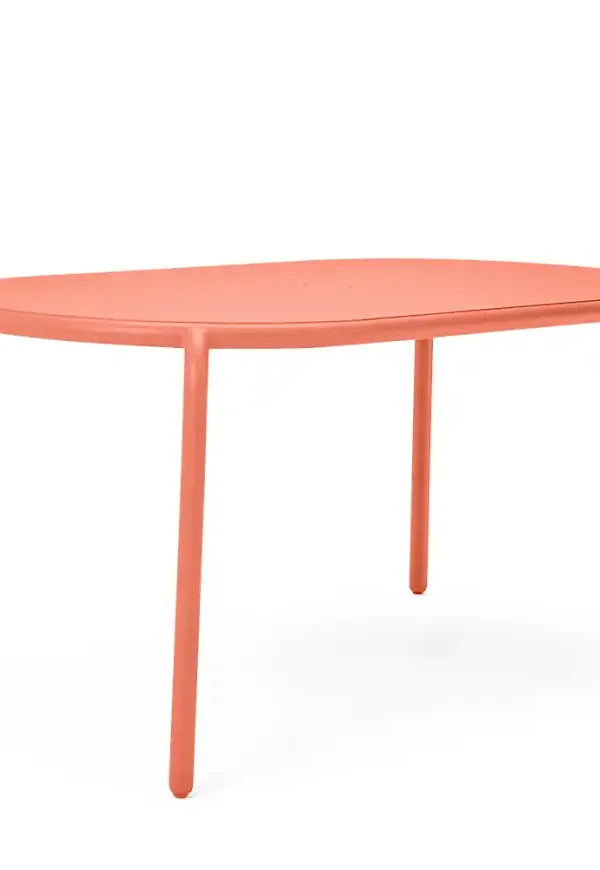 Stilriktig trädgårdsbord i aluminium från Fatboy.