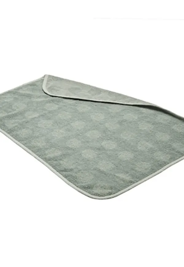 Stilriktig leander möbel i rosa färg gjord i bomull.