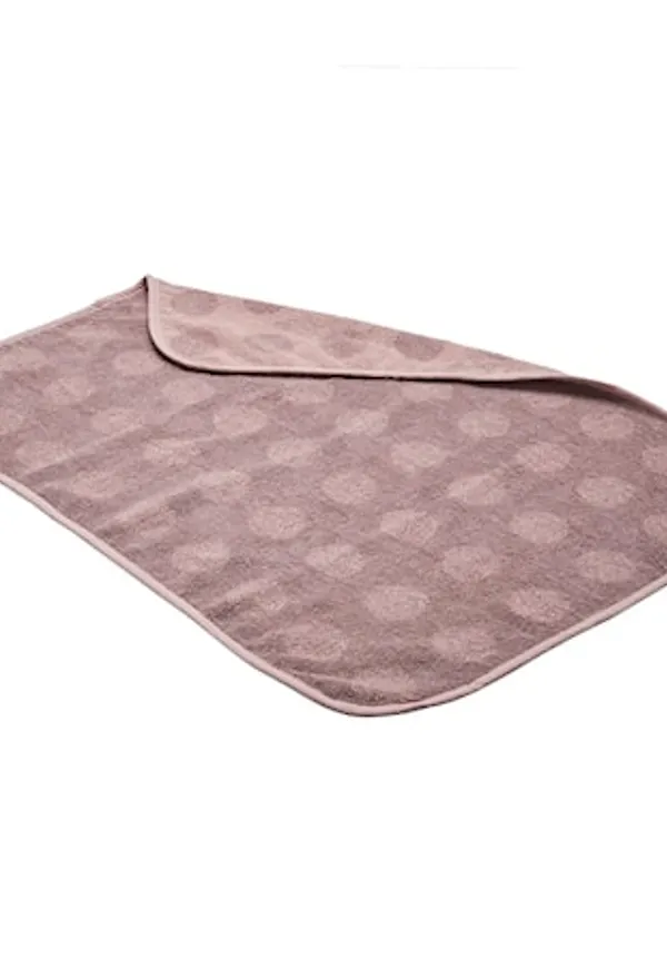 Mysig leander möbel i rosa färg gjord i bomull.