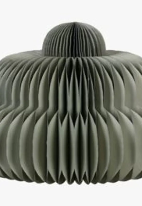 Grön hemtex-bordslampa i trendig modell.