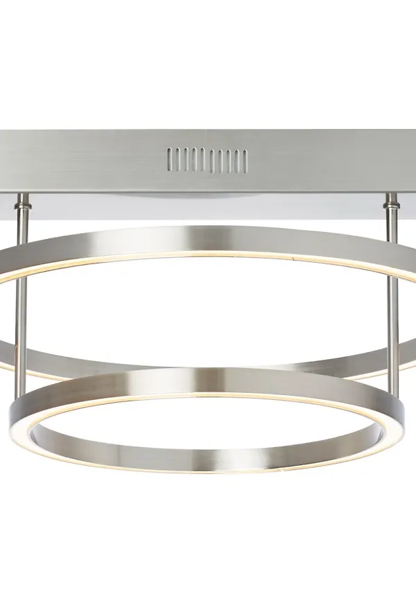 Skön Lampa som passar bra vid många olika tillfällen.