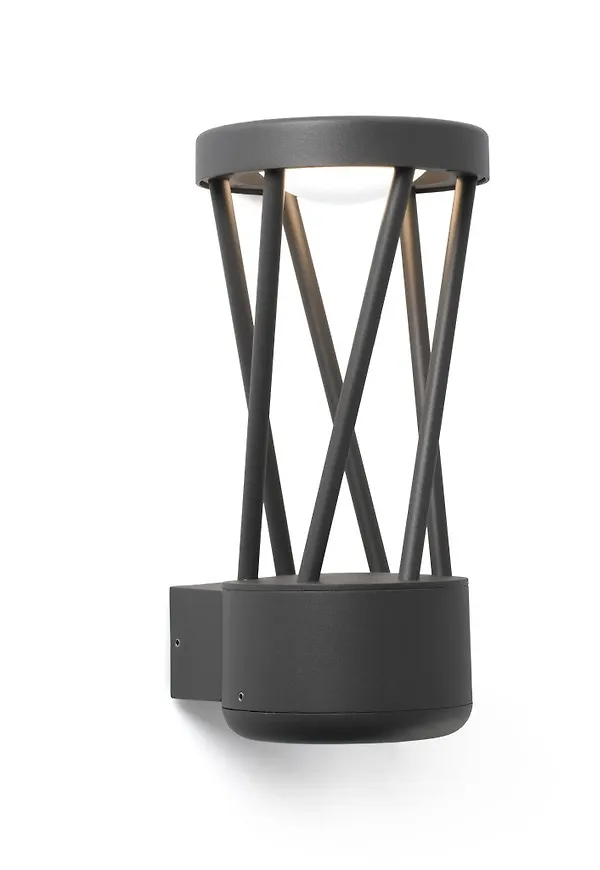 Smickrande fasadlampa 2025 från Faro Barcelona.