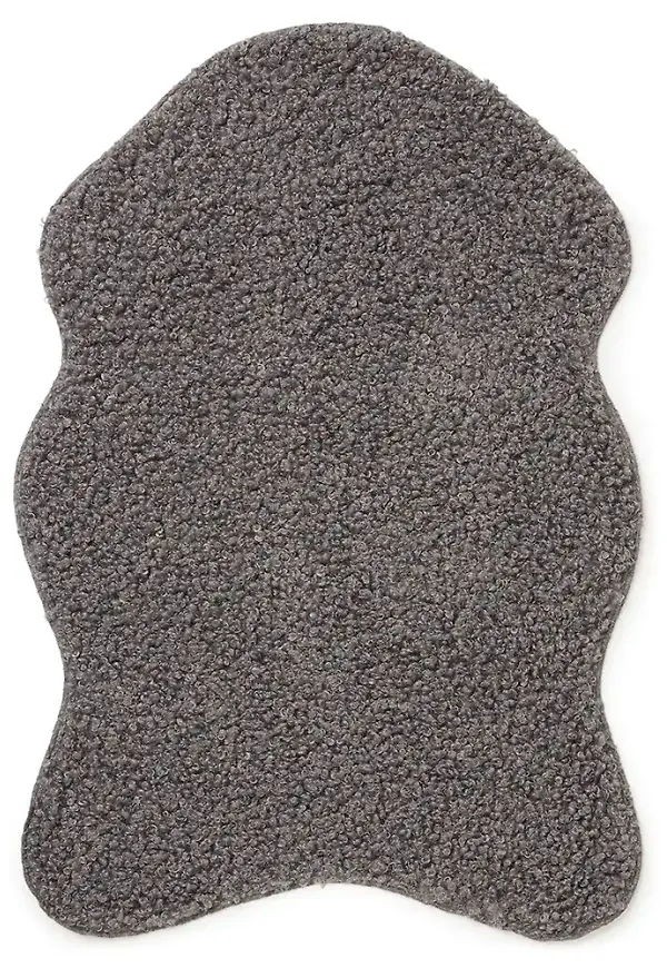 Fin fårskinnsmöbel 2025 från Skinnwille.