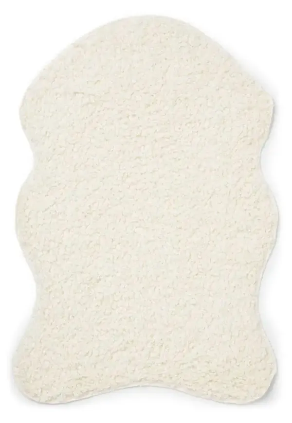 Vacker möbel i fårskinn från Skinnwille.