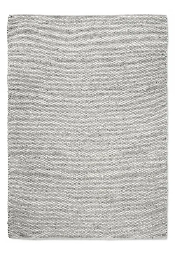 Fantastiskt fin Matta som passar bra vid många olika tillfällen.