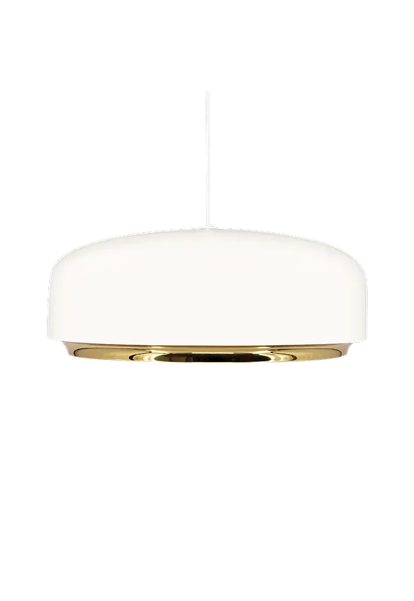 Elegant umage taklampa i vit färg gjord i aluminium.