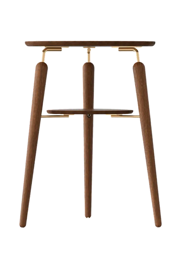 Riktigt fin småbord i ek från UMAGE.