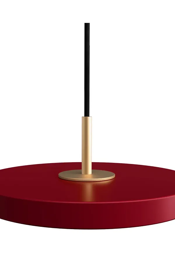 UMAGE taklampa som passar perfekt till sommaren 2025!