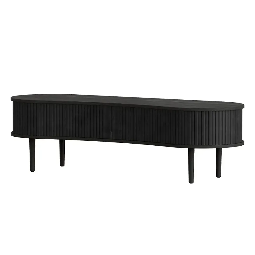 Ikonisk umage möbel i svart färg gjord i ek.