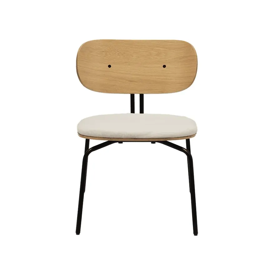 Stilriktig fåtölj 2026 från UMAGE.