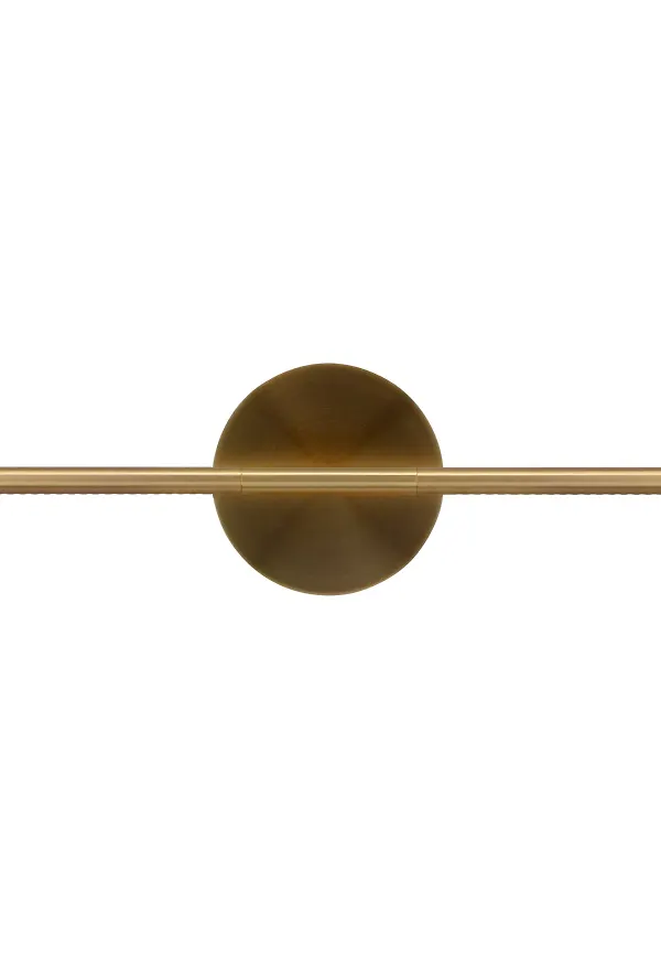 Snygg guldfärgad lampa 2026 från UMAGE.